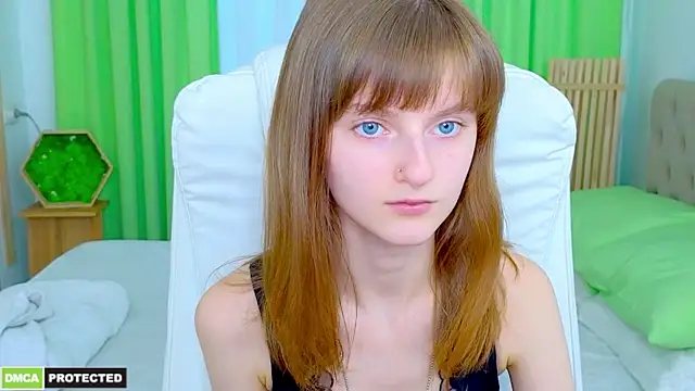 Snapshot of Miss_Alisa_ chatting on 04/02/26, 03:20 Miss Alisa online show from 04/02/26, 03:20