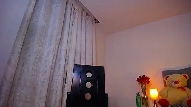 Snapshot of TOMBOYSEXX chatting on 02/08/26, 11:24 TOMBOYSEXX online show from 02/08/26, 11:24