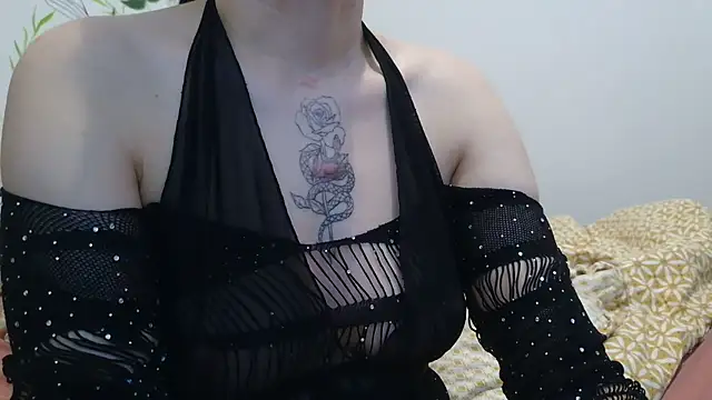 Snapshot of anngelle chatting on 04/25/26, 01:41 anngelle online show from 04/25/26, 01:41