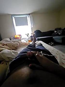 Snapshot of Gnax1 chatting on 03/07/26, 09:39 Gnax1 online show from 03/07/26, 09:39