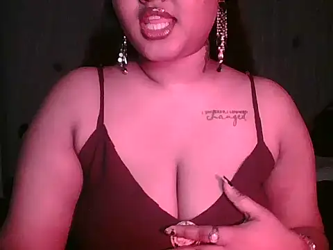 Snapshot of sonal-6 chatting on 03/17/26, 06:55 sonal-6 online show from 03/17/26, 06:55