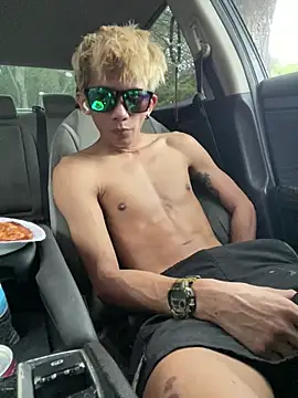 Snapshot of jhaycobXgarcia chatting on 03/11/26, 02:50 jhaycobXgarcia online show from 03/11/26, 02:50