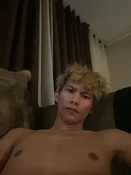 Snapshot of jhaycobXgarcia chatting on 04/07/26, 03:01 jhaycobXgarcia online show from 04/07/26, 03:01