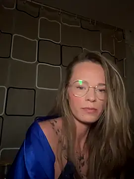 vinique99 online show from 01/07/26, 04:15