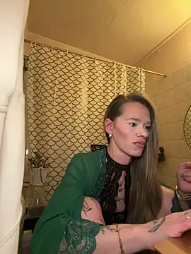 Snapshot of vinique99 chatting on 03/16/26, 07:18 vinique99 online show from 03/16/26, 07:18