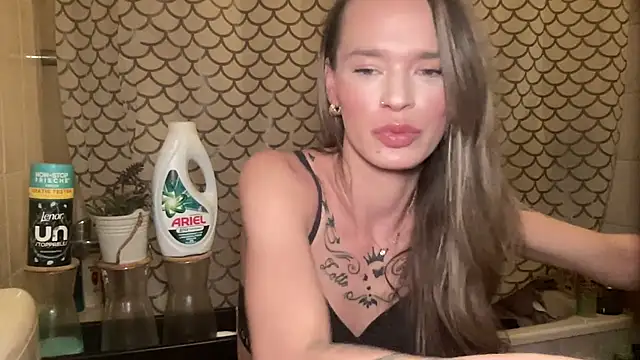 Snapshot of vinique99 chatting on 03/20/26, 11:15 vinique99 online show from 03/20/26, 11:15