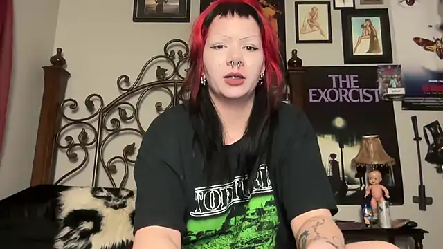 Snapshot of Bettieee_Agura chatting on 01/07/26, 11:40 Bettieee Agura online show from 01/07/26, 11:40