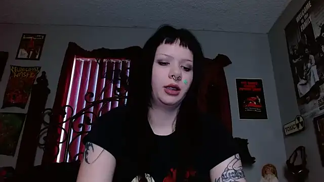 Snapshot of Bettieee_Agura chatting on 03/18/26, 08:56 Bettieee Agura online show from 03/18/26, 08:56