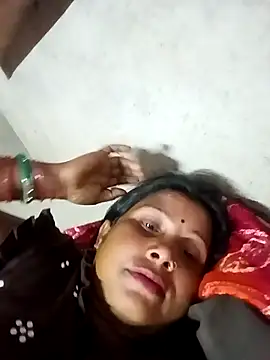 Snapshot of Shreya_pandit chatting on 04/18/26, 07:58 Shreya pandit online show from 04/18/26, 07:58