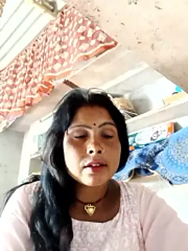 Snapshot of Shreya_pandit chatting on 05/11/26, 05:57 Shreya pandit online show from 05/11/26, 05:57