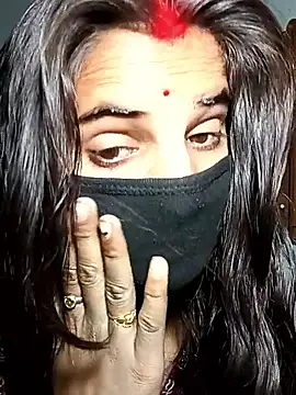 Snapshot of Pooja_Love143 chatting on 03/05/26, 07:26 Pooja Love143 online show from 03/05/26, 07:26