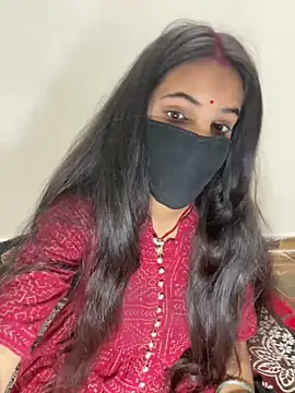 Snapshot of Pooja_Love143 chatting on 03/19/26, 05:33 Pooja Love143 online show from 03/19/26, 05:33