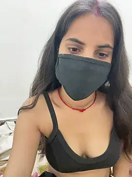 Snapshot of Pooja_Love143 chatting on 03/29/26, 01:44 Pooja Love143 online show from 03/29/26, 01:44