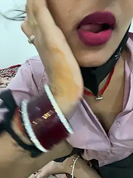 Pooja Love143 online show from 05/18/26, 05:30