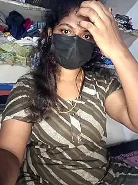 Snapshot of tamilsaisree chatting on 03/10/26, 05:40 tamilsaisree online show from 03/10/26, 05:40