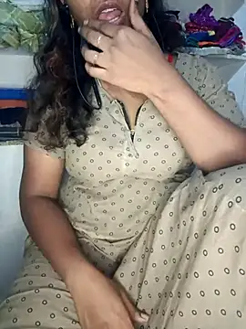 Snapshot of tamilsaisree chatting on 03/11/26, 05:52 tamilsaisree online show from 03/11/26, 05:52