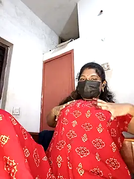 Snapshot of tamilsaisree chatting on 03/25/26, 05:19 tamilsaisree online show from 03/25/26, 05:19