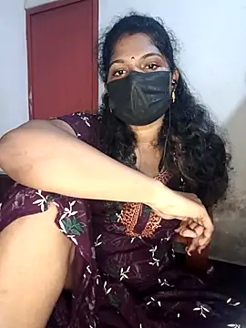 Snapshot of tamilsaisree chatting on 04/10/26, 06:12 tamilsaisree online show from 04/10/26, 06:12