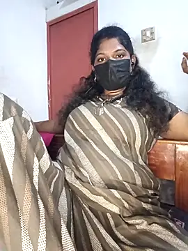 Snapshot of tamilsaisree chatting on 04/12/26, 04:56 tamilsaisree online show from 04/12/26, 04:56