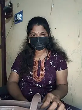 Snapshot of tamilsaisree chatting on 06/21/26, 05:04 tamilsaisree online show from 06/21/26, 05:04