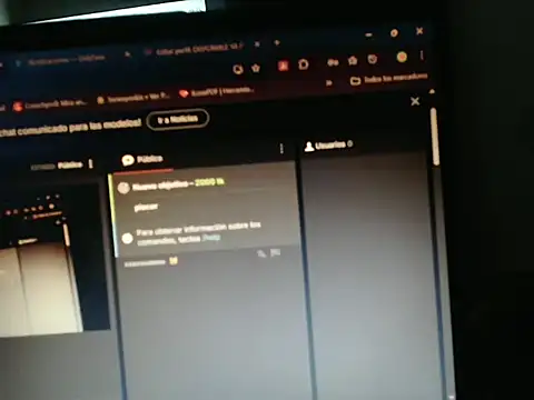 Snapshot of derekcaicedo_ chatting on 12/16/25, 12:26 derekcaicedo online show from 12/16/25, 12:26