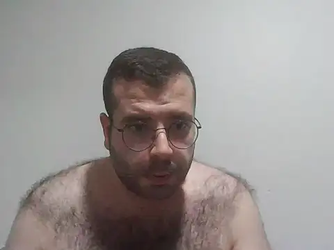 Snapshot of kkadam1 chatting on 12/14/25, 02:33 kkadam1 online show from 12/14/25, 02:33