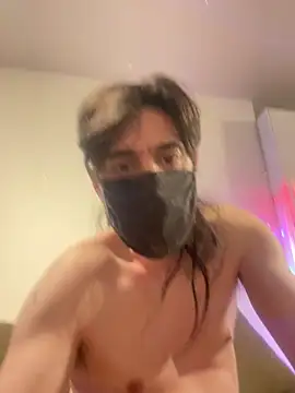 Snapshot of gilbertsmitte chatting on 02/07/26, 03:32 gilbertsmitte online show from 02/07/26, 03:32