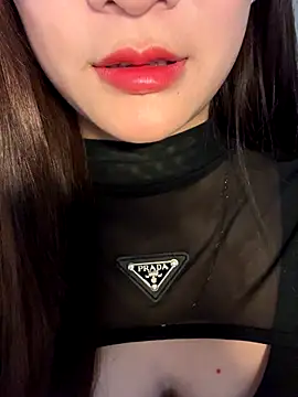 -Lena- online show from 12/19/25, 04:36