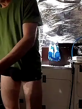 Snapshot of Quebec46 chatting on 03/25/26, 06:47 Quebec46 online show from 03/25/26, 06:47