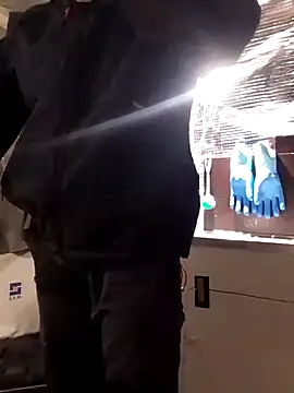 Snapshot of Quebec46 chatting on 04/13/26, 09:31 Quebec46 online show from 04/13/26, 09:31