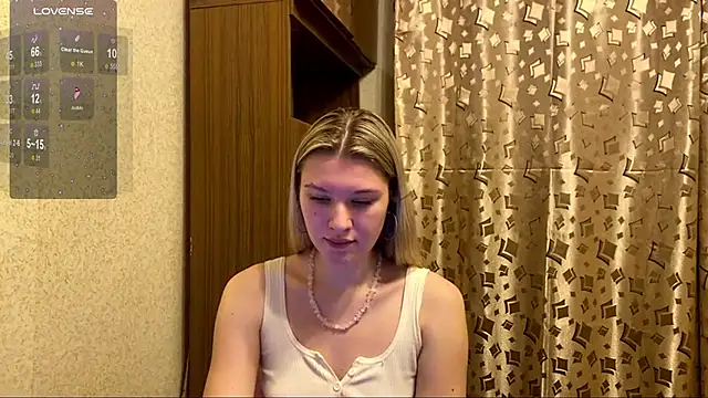 Snapshot of SkyeDavis chatting on 01/07/26, 07:05 SkyeDavis online show from 01/07/26, 07:05