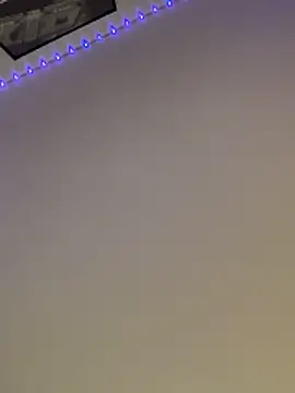 Snapshot of Melissaa00 chatting on 04/15/26, 02:02 Melissaa00 online show from 04/15/26, 02:02