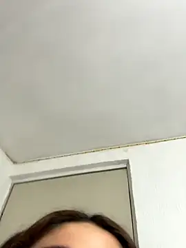 Snapshot of monshi0291 chatting on 12/14/25, 10:03 monshi0291 online show from 12/14/25, 10:03