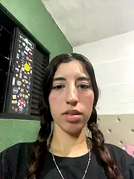 Snapshot of neapolitan86 chatting on 12/15/25, 02:05 neapolitan86 online show from 12/15/25, 02:05