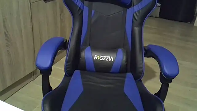 Snapshot of Zetros_15 chatting on 03/29/26, 05:07 Zetros 15 online show from 03/29/26, 05:07