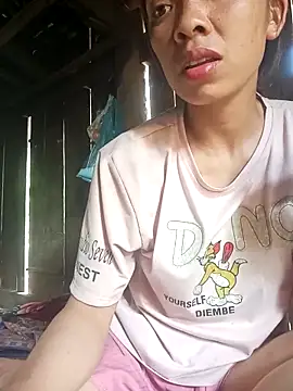 Snapshot of Andrea-688 chatting on 05/07/26, 03:12 Andrea-688 online show from 05/07/26, 03:12