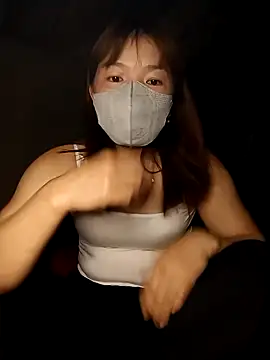 Snapshot of May-Ne chatting on 02/18/26, 10:55 May-Ne online show from 02/18/26, 10:55