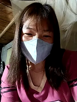 Snapshot of May-Ne chatting on 02/21/26, 02:29 May-Ne online show from 02/21/26, 02:29