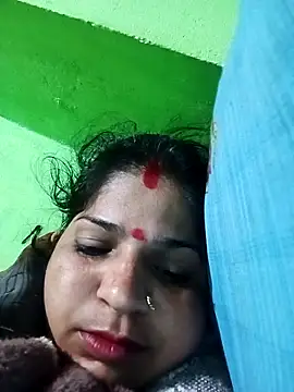 Snapshot of Simakchi_bhabi chatting on 12/15/25, 08:13 Simakchi bhabi online show from 12/15/25, 08:13