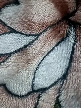 Snapshot of aaru365 chatting on 12/16/25, 12:10 aaru365 online show from 12/16/25, 12:10