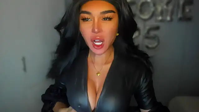 mxshemale ladyboy online show from 01/01/25, 02:42