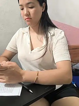 Snapshot of Sisilaydy_01 chatting on 07/05/26, 04:19 Sisilaydy 01 online show from 07/05/26, 04:19