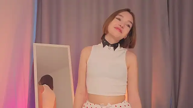 Leyla crsh online show from 01/10/26, 05:31