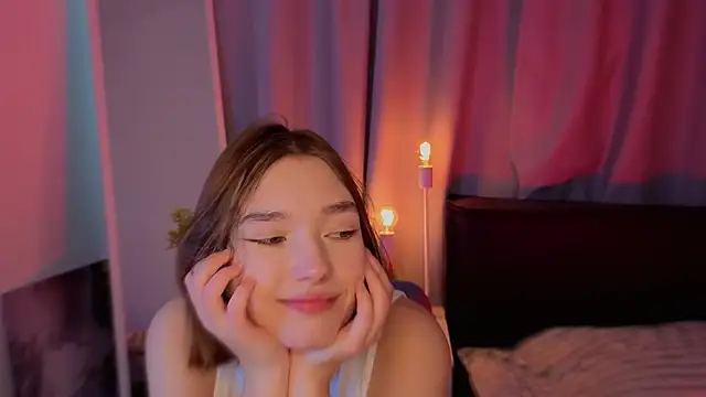 Leyla crsh online show from 02/28/26, 05:19