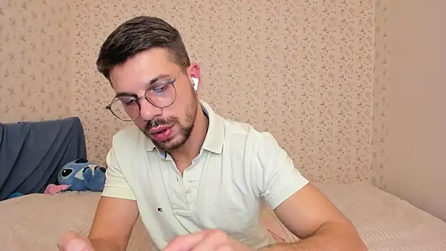 Tony Wolf online show from 12/18/25, 09:43