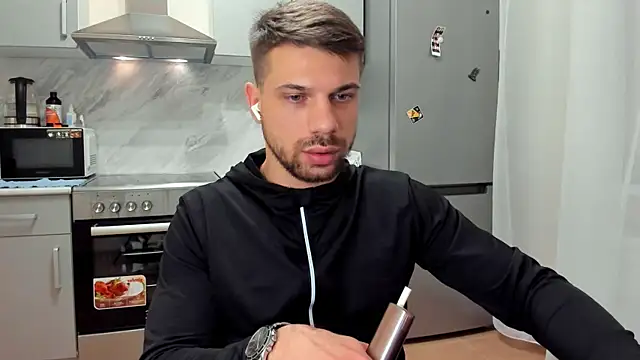 Tony Wolf online show from 02/12/26, 09:32