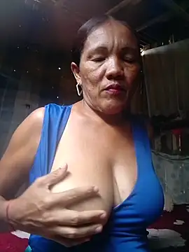 sara milf777 online show from 04/17/26, 05:16