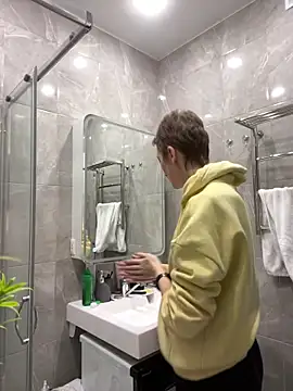 Sensual Flower online show from 02/12/26, 06:19