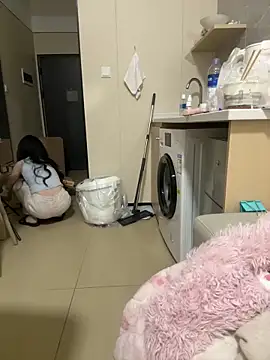 Snapshot of mengmeng776 chatting on 03/12/26, 10:54 mengmeng776 online show from 03/12/26, 10:54