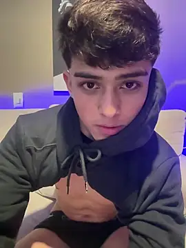 Snapshot of lian_fooxx chatting on 04/07/26, 08:04 lian fooxx online show from 04/07/26, 08:04